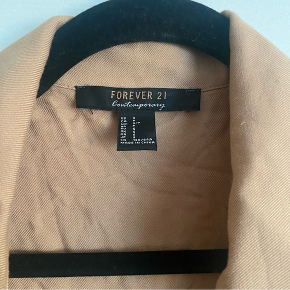 LONG TAN TRENCH COAT - Picture 8 of 10